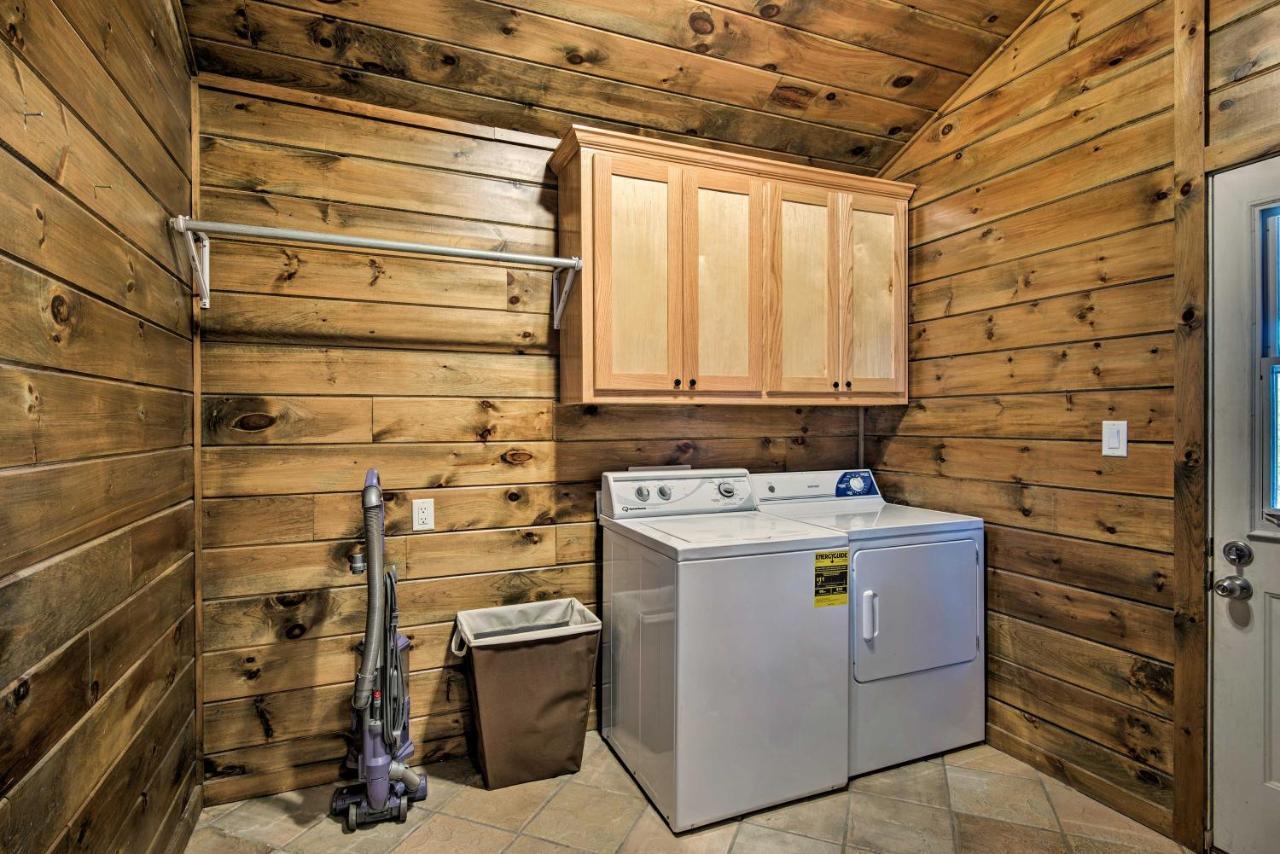 Broken Bow Mountaintop Home With Hot Tub! Luaran gambar